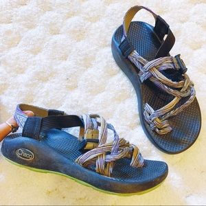 Chacos sz 6